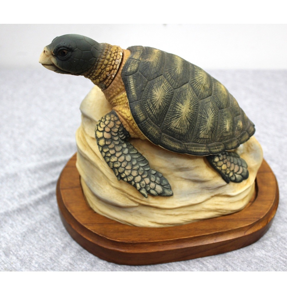 Cyrus Noble Sea Turtle Whiskey Decanter 1978 Haas Brothers Green Figural Vintage